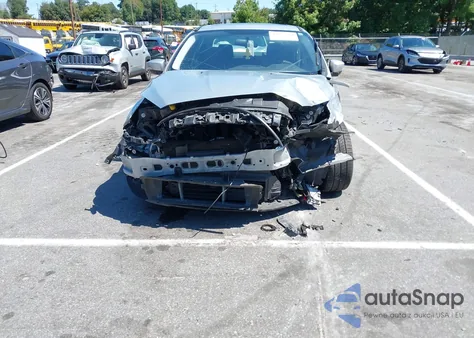 2015 Ford Focus Se z USA, uszkodzony, nr VIN 1FADP3F27FL204198